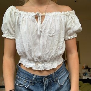 Super cute white pesant blouse